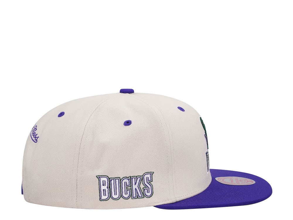 Mitchell & Ness Milwaukee Bucks Sail Off White Two Tone Snapback Gorra