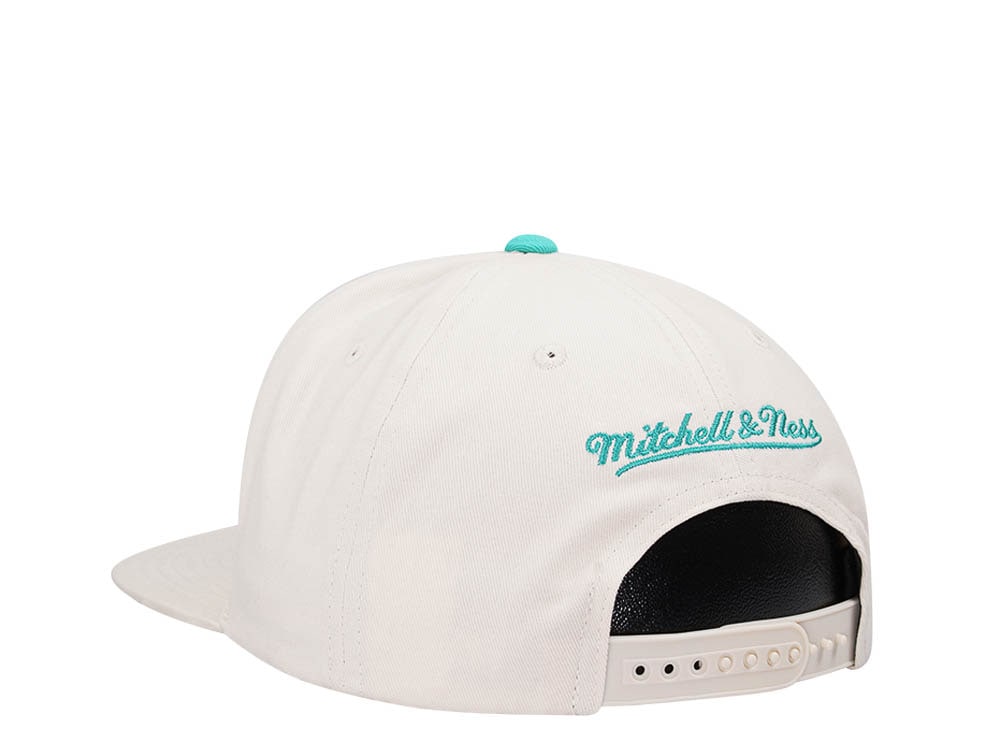 Mitchell & Ness Vancouver Grizzlies Reframe Retro Off White Snapback Gorra