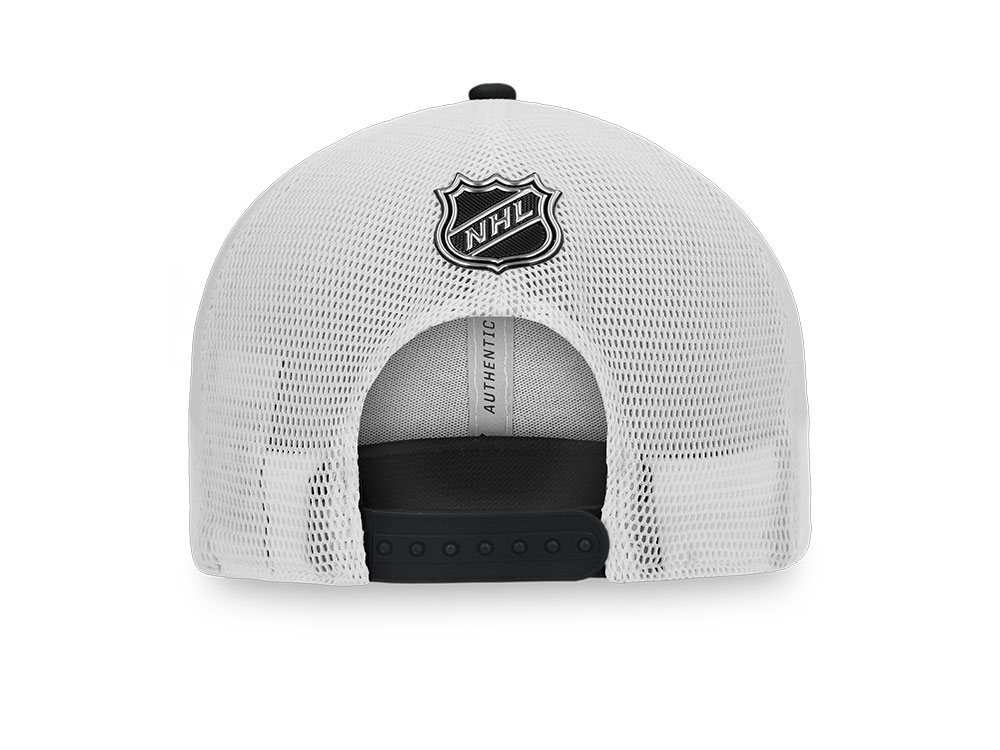 Fanatics Boston Bruins Pro Authentic Locker Room Trucker Snapback Gorra
