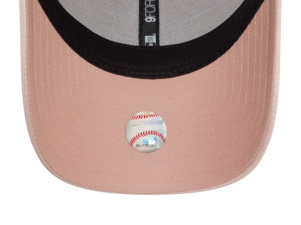 New Era New York Yankees Satin Pink Womens 9Forty Snapback Gorra