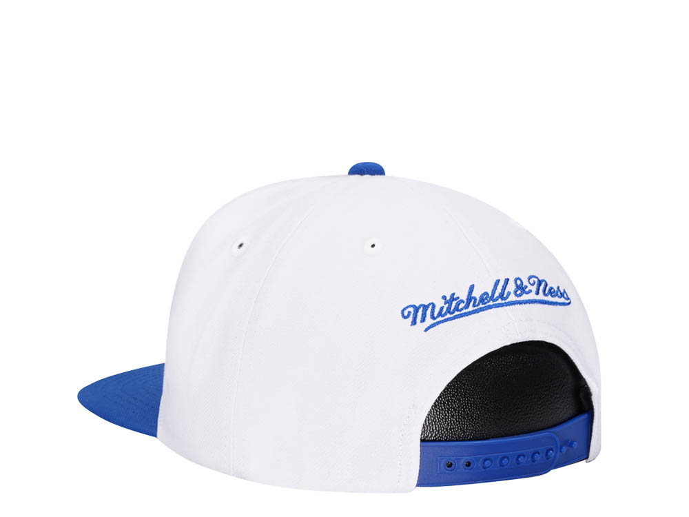 Mitchell & Ness Toronto Maple Leafs Vintage Sharktooth Snapback Gorra