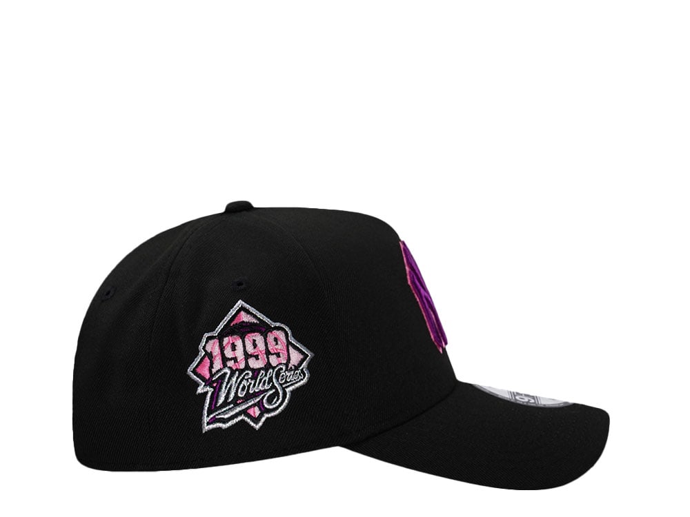 New Era New York Yankees World Series 1999 Magenta Black Prime Edition 9Forty A Frame Snapback Gorra