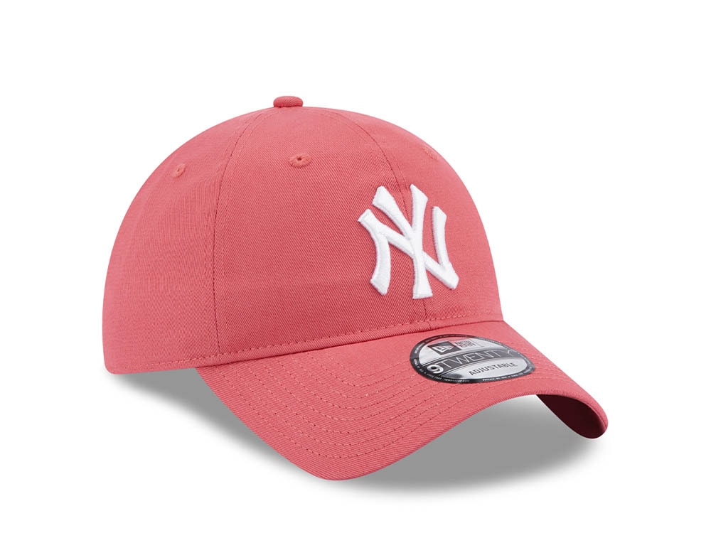 New Era New York Yankees League Essential Coral 9Twenty Strapback Gorra