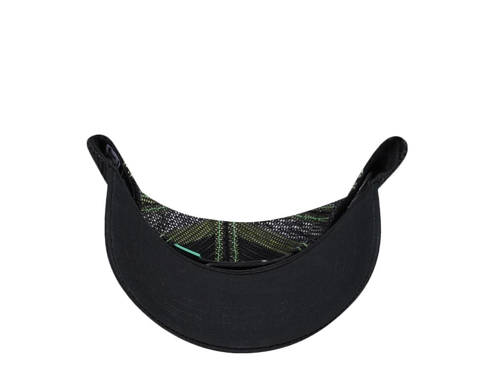 Capslab Rick and Morty Trucker Snapback Gorra
