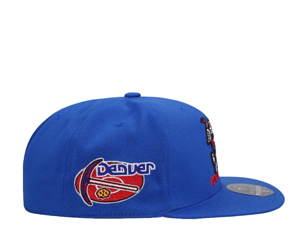 Mitchell & Ness Denver Nuggets Logo History Hardwood Classic Dynasty Fitted Gorra