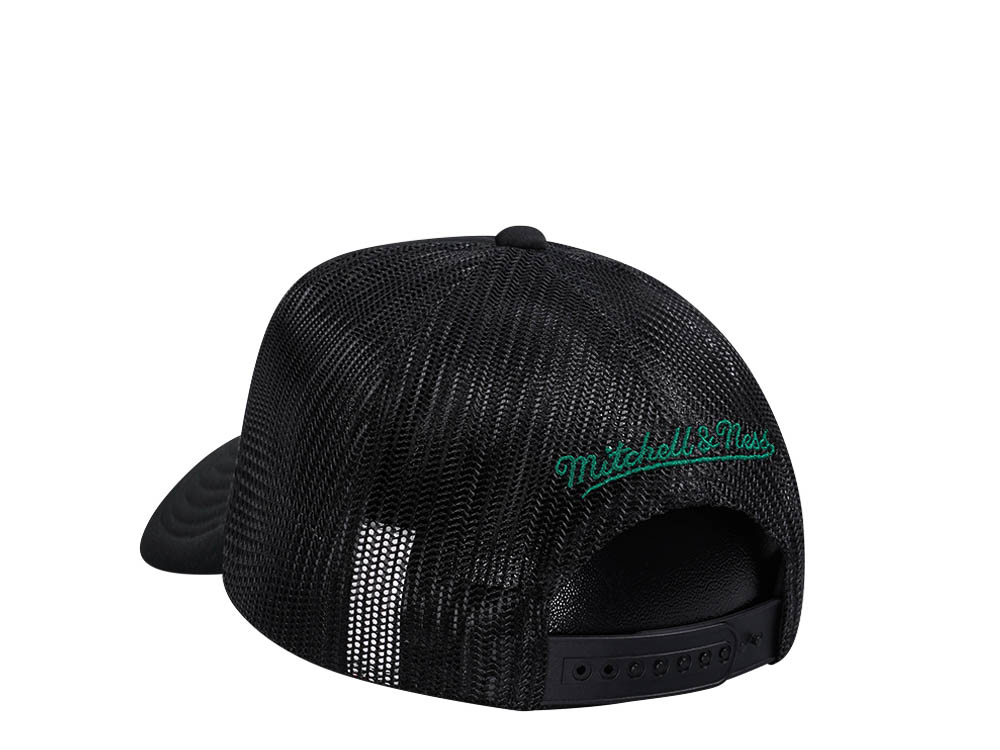 Mitchell & Ness Boston Celtics Black Billboard Trucker Snapback Gorra