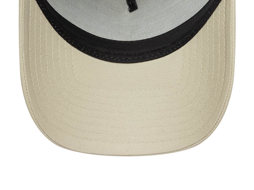 New Era New York Yankees League Essential Creme 9Forty A Frame Trucker Snapback Gorra
