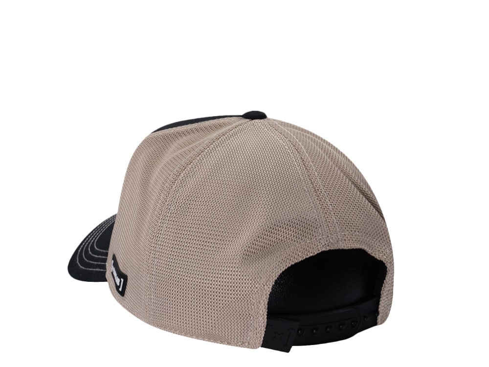 Capslab Peanuts Snoopy Black Trucker Snapback Gorra