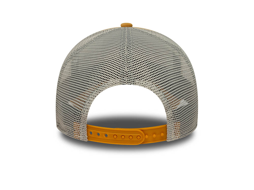 New Era Graphic Patch Beige 9Forty A Frame Trucker Snapback Gorra
