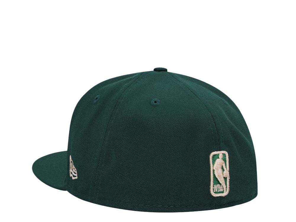 New Era Milwaukee Bucks Dark Green Classic Script Edition 59Fifty Fitted Gorra