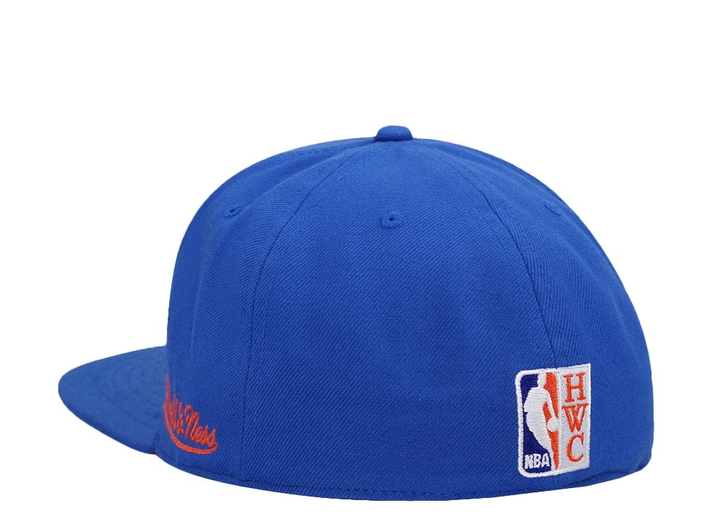 Mitchell & Ness New York Knicks Logo History Hardwood Classic Dynasty Fitted Gorra