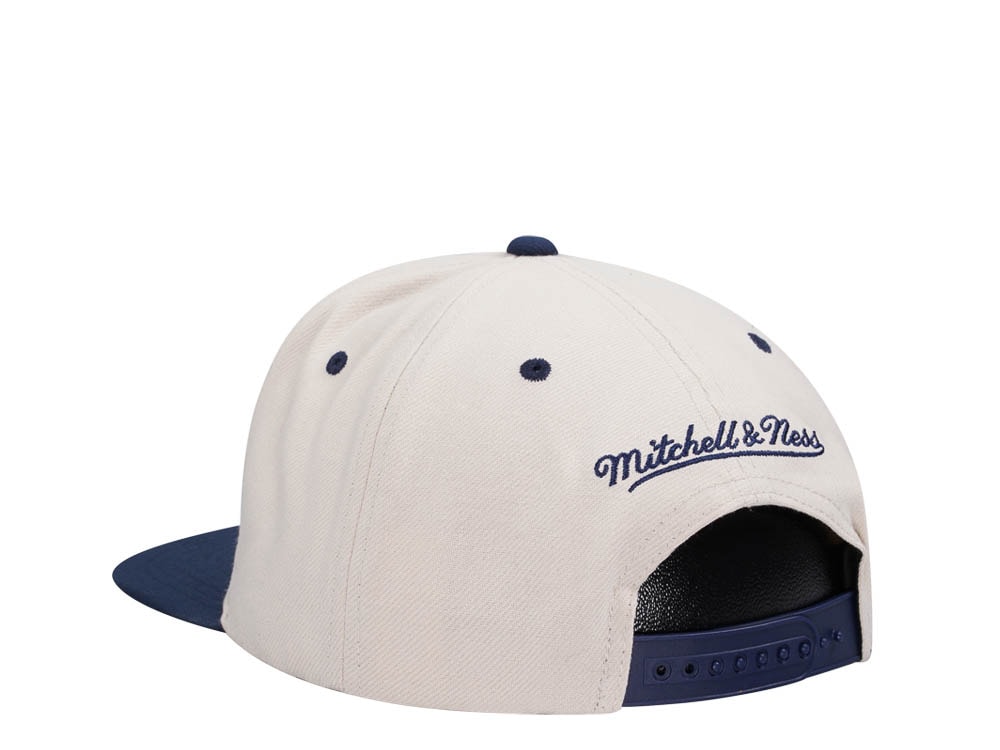 Mitchell & Ness Dallas Mavericks Sail Off White Two Tone Snapback Gorra