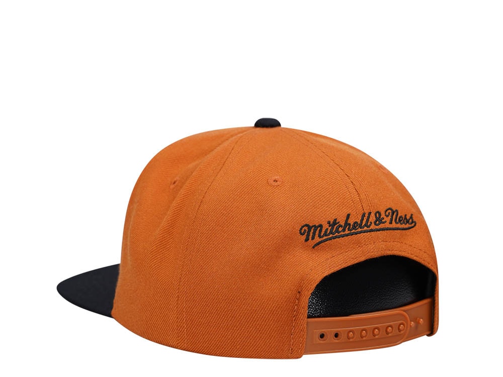 Mitchell & Ness University of Texas Team Two Tone 2.0 Snapback Gorra