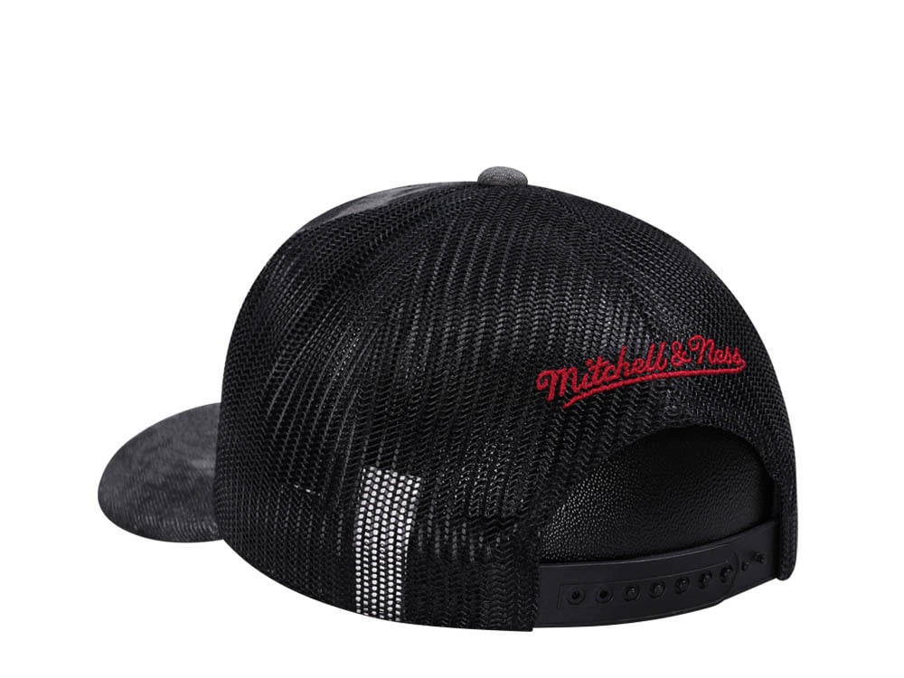 Mitchell & Ness Atlanta Hawks Burnt Ends Black Trucker Snapback Gorra
