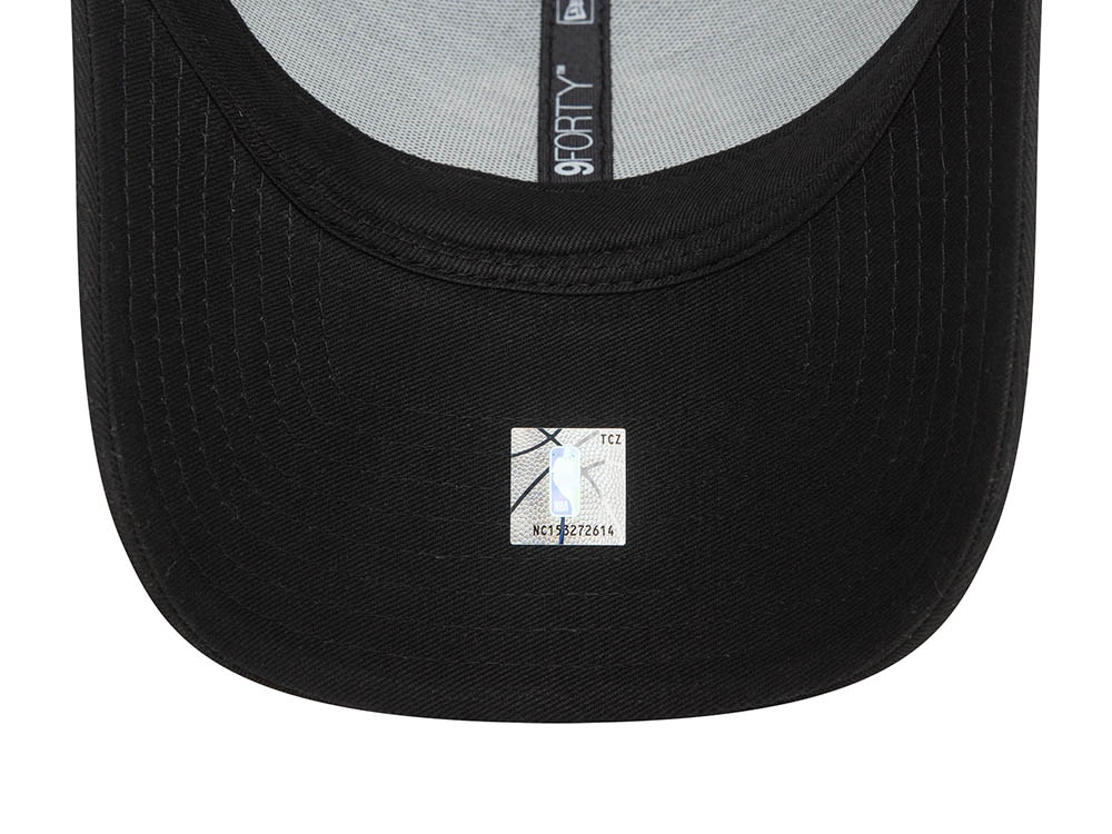 New Era Boston Celtics Black Metallic 9Forty Strapback Gorra