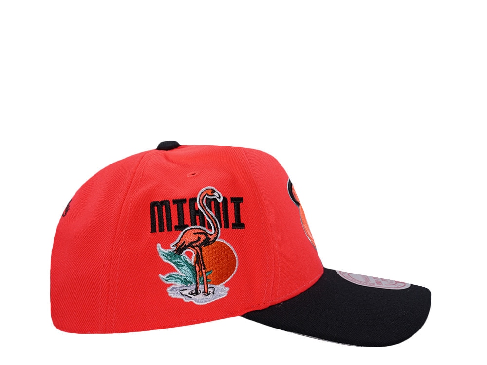Mitchell & Ness Miami Heat NBA In The City Neon Orange Edition Pro Pinch Fit Snapback Gorra