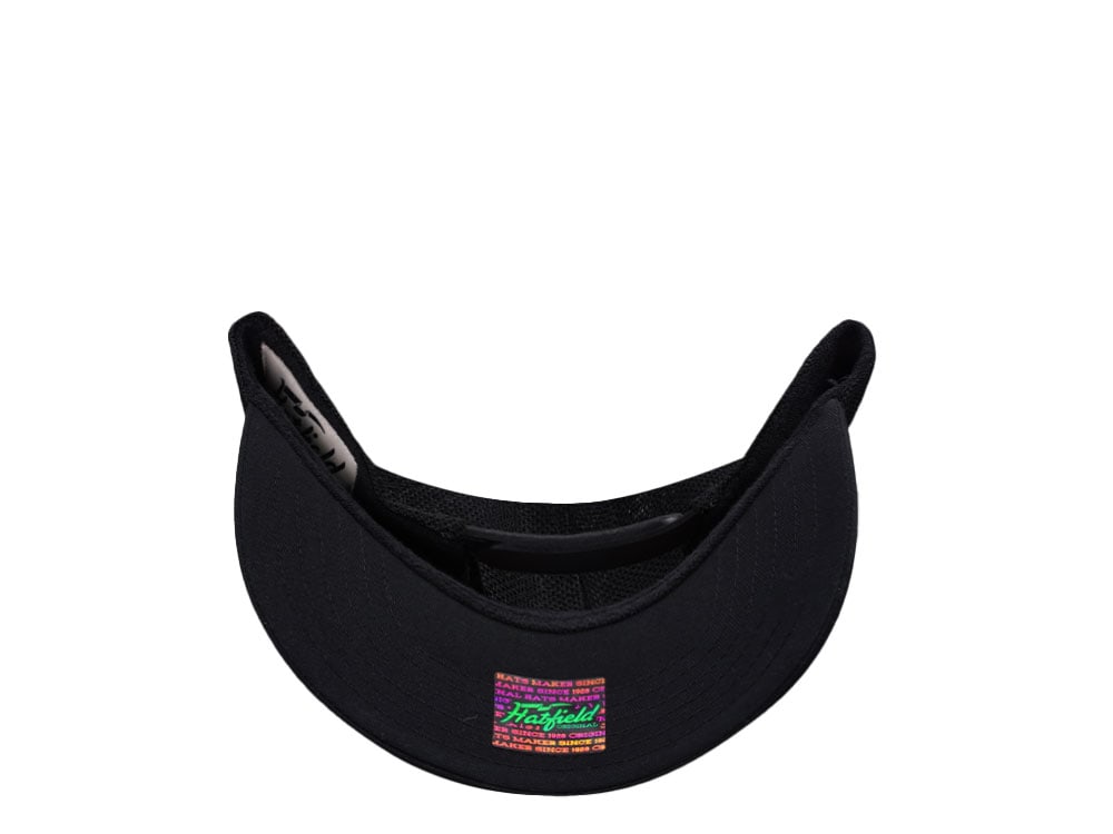 Hatfield Original Script Black Trucker Snapback Gorra