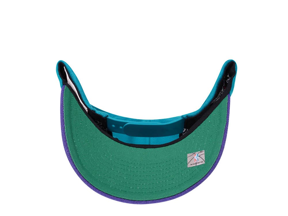 Mitchell & Ness Charlotte Hornets Team Two Tone Red Line Solid Flex Snapback Gorra