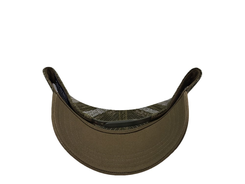 Von Dutch Script Olive Trucker Snapback Gorra