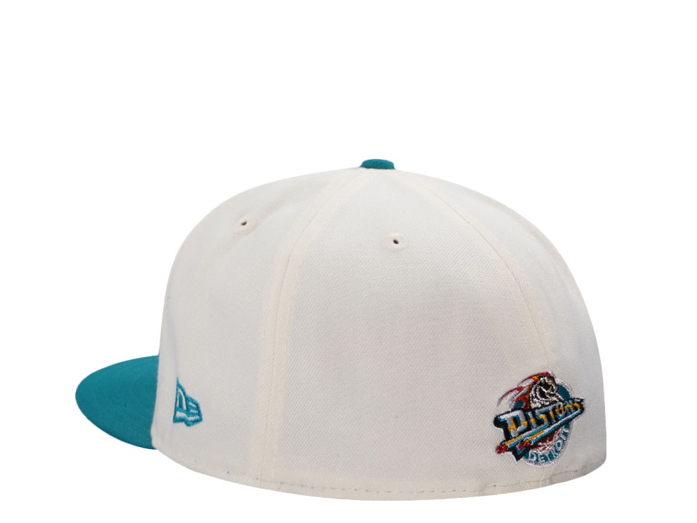 New Era Detroit Pistons Love Rush Chrome Two Tone Edition 59Fifty Fitted Gorra
