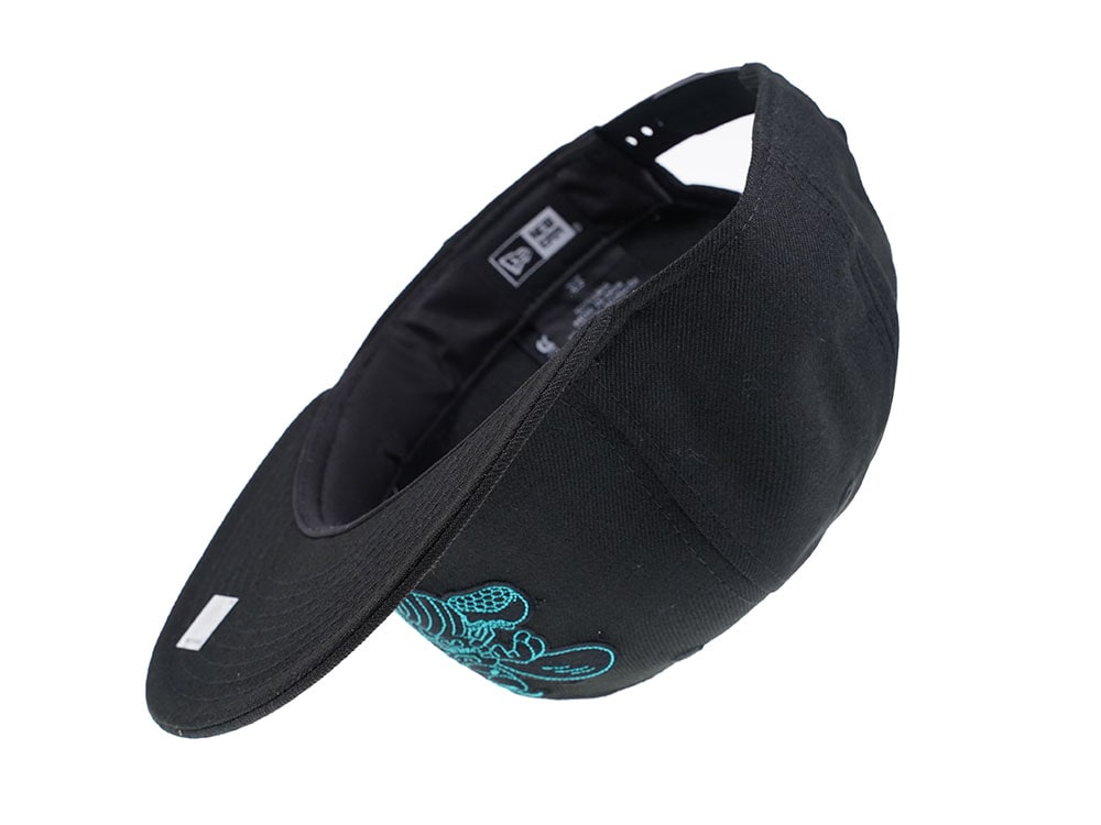 New Era Charlotte Hornets Detail Stitch 9Fifty Snapback Gorra