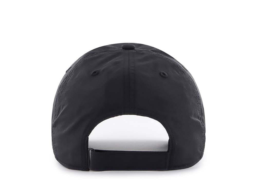 47Brand Liverpool FC Black Brrr Clean Up Strapback Gorra
