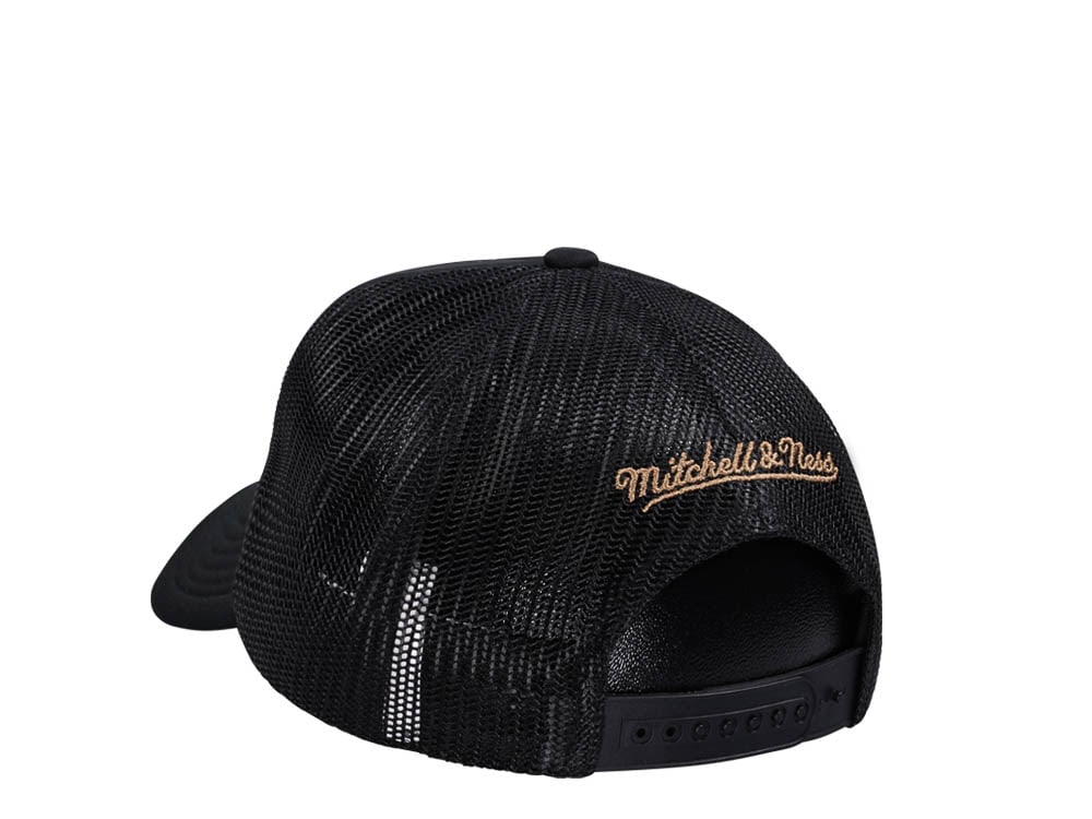 Mitchell & Ness Philadelphia 76ers Black Billboard Trucker Snapback Gorra