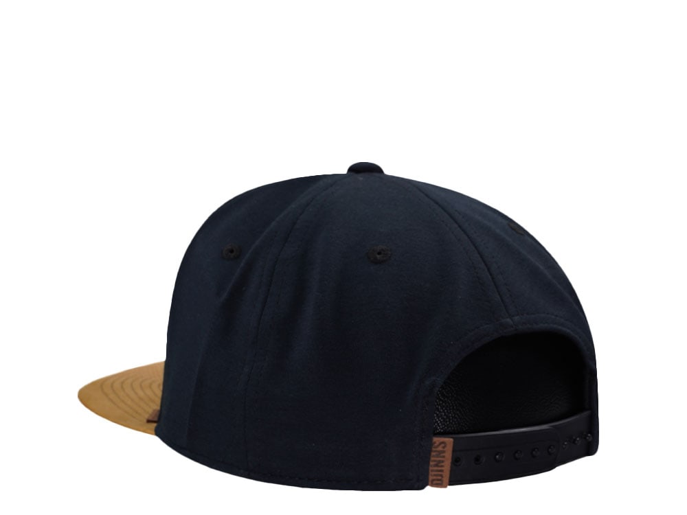 Djinns Jersey Patch Black 6 Panel Snapback Gorra