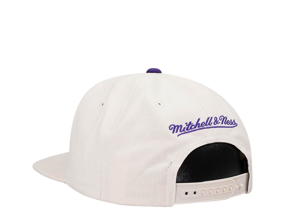 Mitchell & Ness Milwaukee Bucks Reframe Retro Off White Snapback Gorra