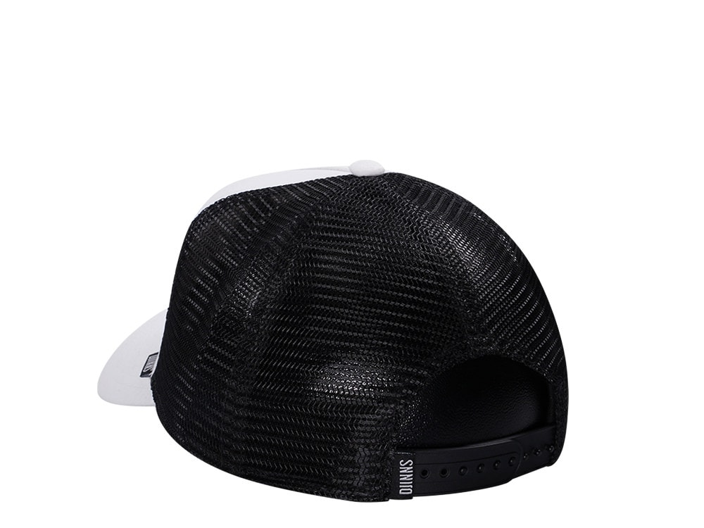 Djinns Jersey Patch White Trucker Snapback Gorra