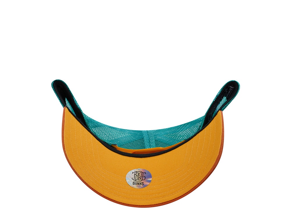 Djinns Food Croissant Black Trucker Snapback Gorra