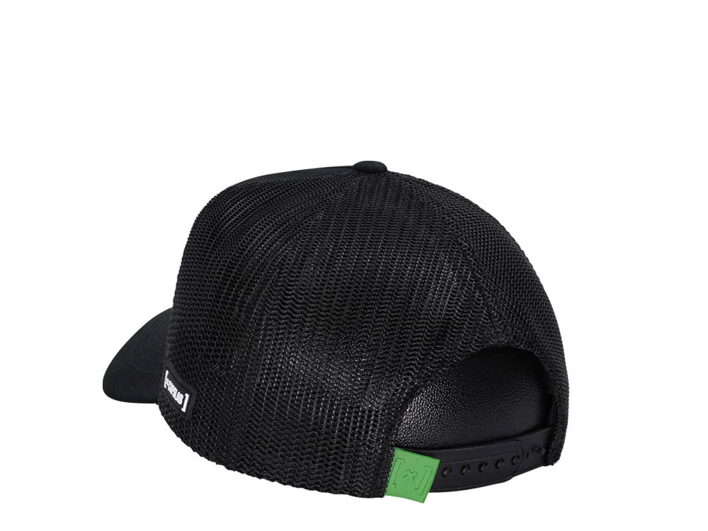 Capslab Rick and Morty Pickle Rick Trucker Snapback Gorra