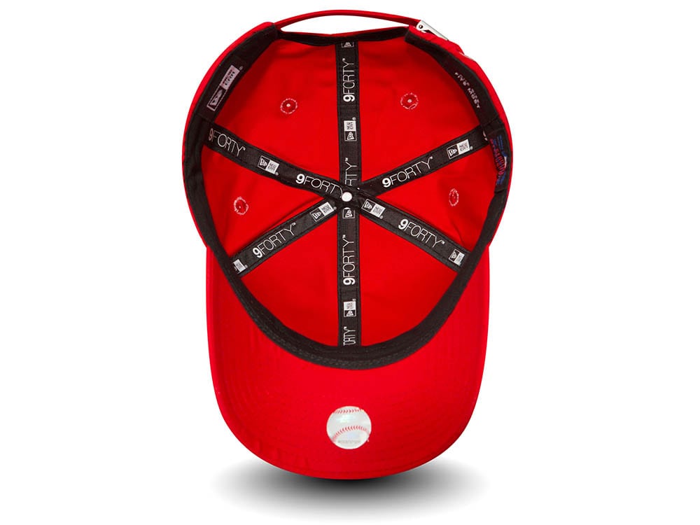 New Era New York Yankees Scarlet Red Flawless 9Forty Strapback Gorra