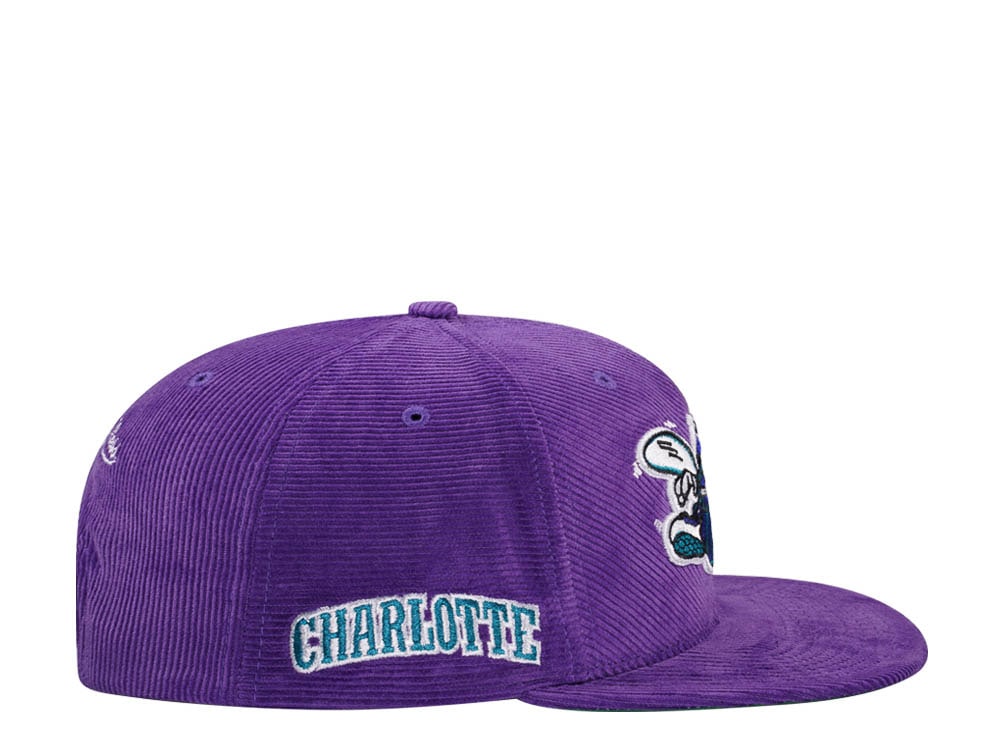 Mitchell & Ness Charlotte Hornets Purple Cord Hardwood Classic Snapback Gorra