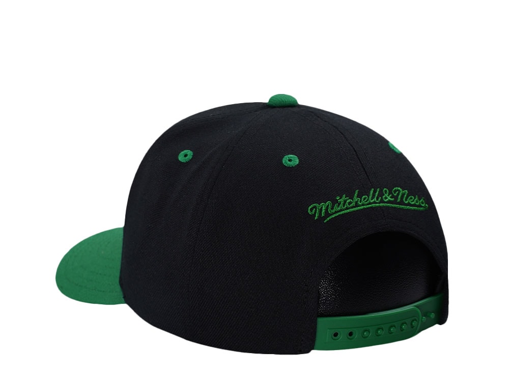 Mitchell & Ness Boston Celtics Two Tone Pro Crown Fit Snapback Gorra