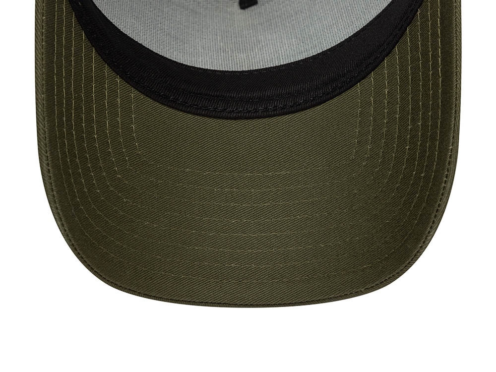New Era New York Yankees League Essential Olive 9Forty A Frame Trucker Snapback Gorra
