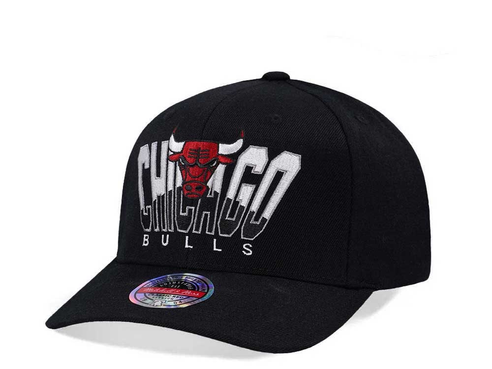 Mitchell & Ness Chicago Bulls Retrodome Classic Red Stretch Snapback Gorra