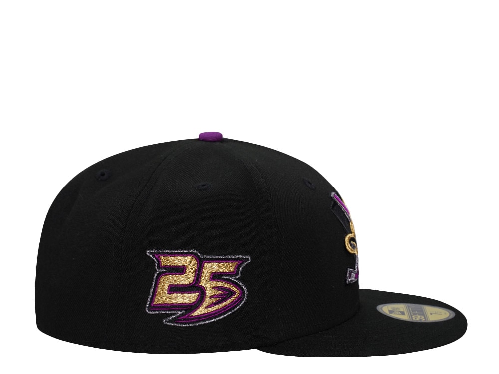 New Era Anaheim Ducks 25th Anniversary Black Prime Grape Edition 59Fifty Fitted Gorra