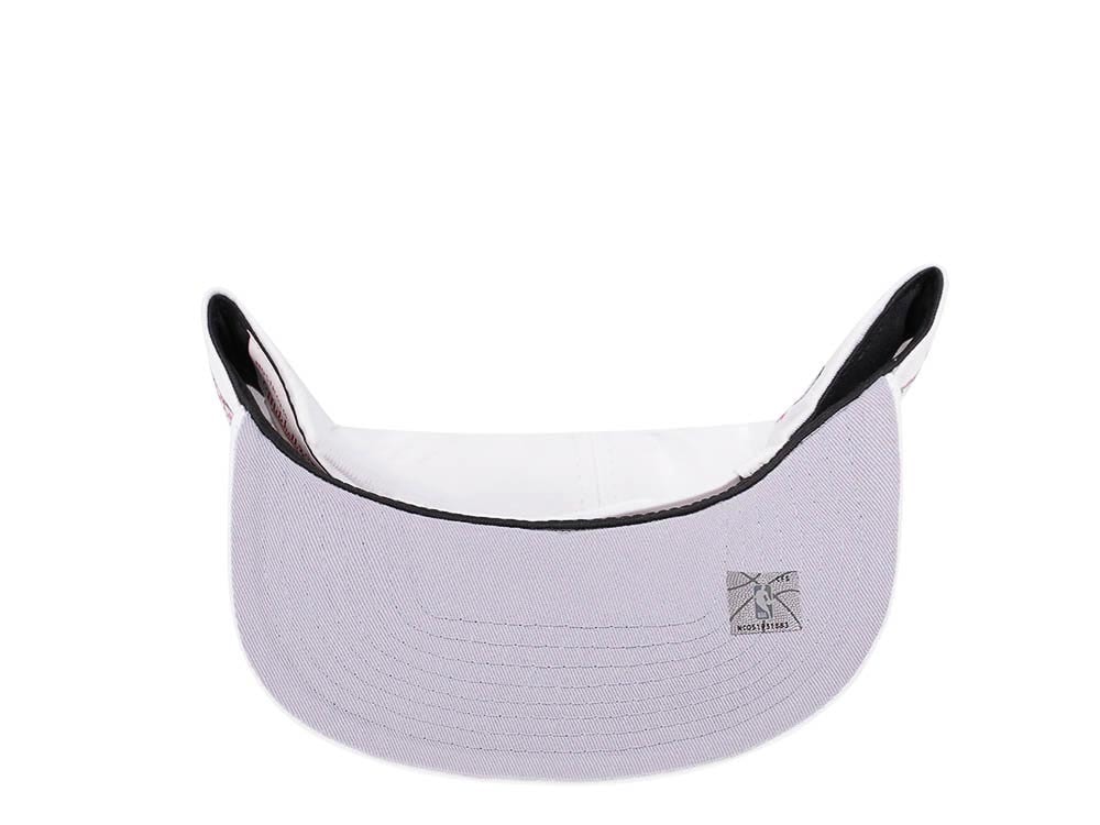 Mitchell & Ness New York Knicks White Hand Drawn Snapback Gorra