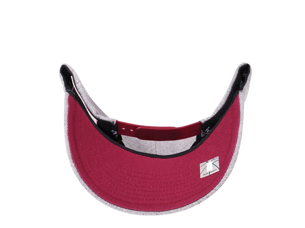Mitchell & Ness Cleveland Cavaliers Heather Gray Red Line Solid Flex Snapback Gorra