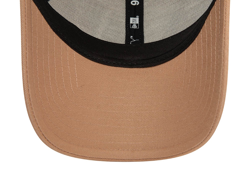 New Era Logo Beige 9Forty Strapback Gorra