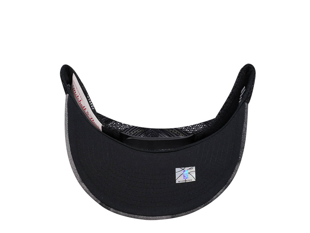 Mitchell & Ness Brooklyn Nets Burnt Ends Black Trucker Snapback Gorra