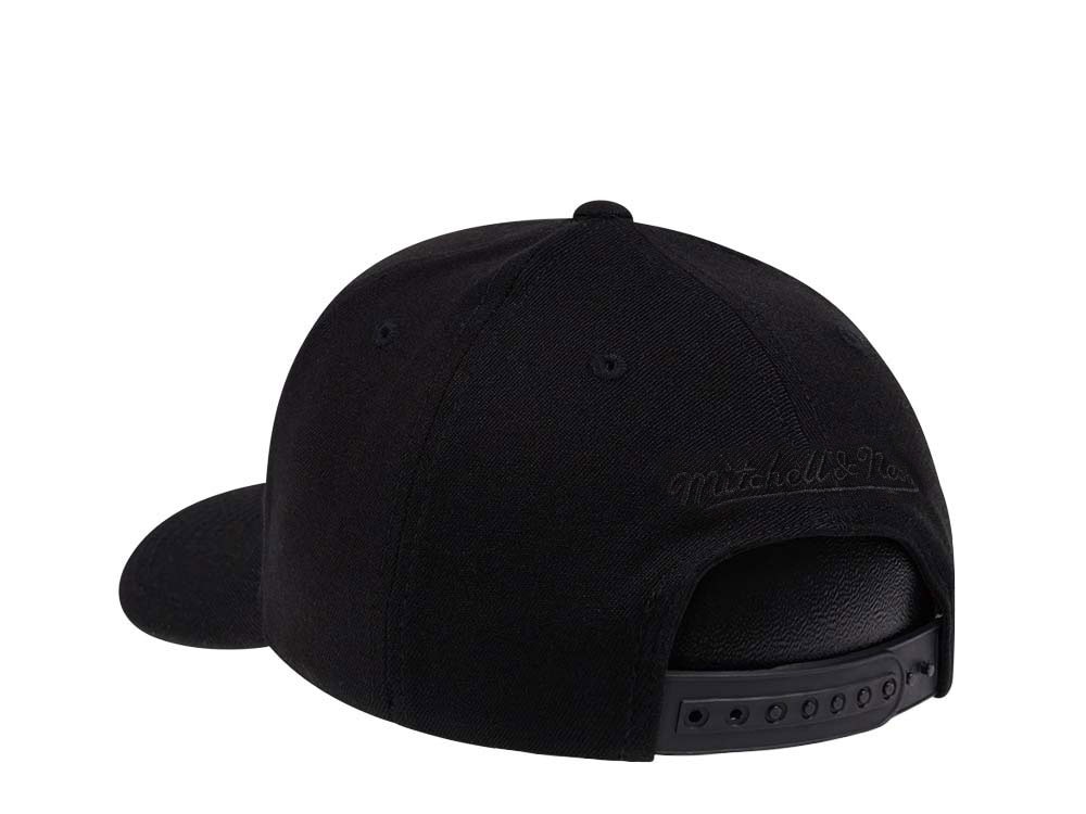 Mitchell & Ness Brooklyn Nets Alleyoop Red Line Solid Flex Snapback Gorra