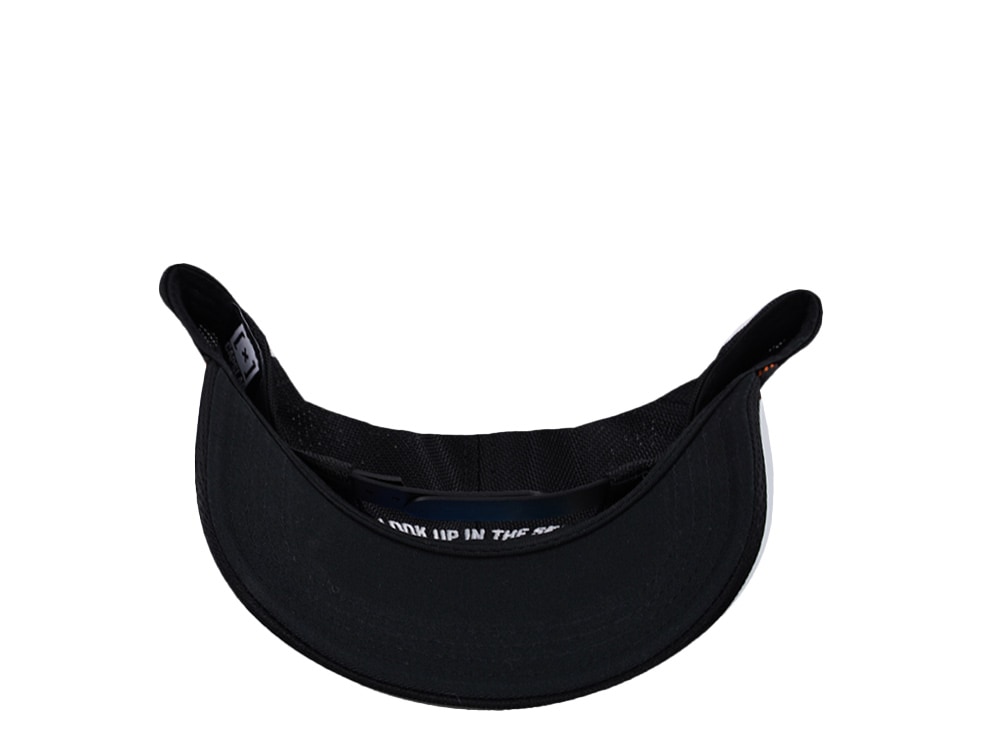 Capslab Superman Silver Logo Black Trucker Snapback Gorra