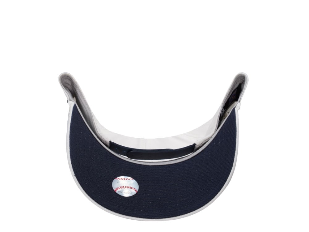 Nike New York Yankees 1927 Cooperstown White Edition Snapback Gorra
