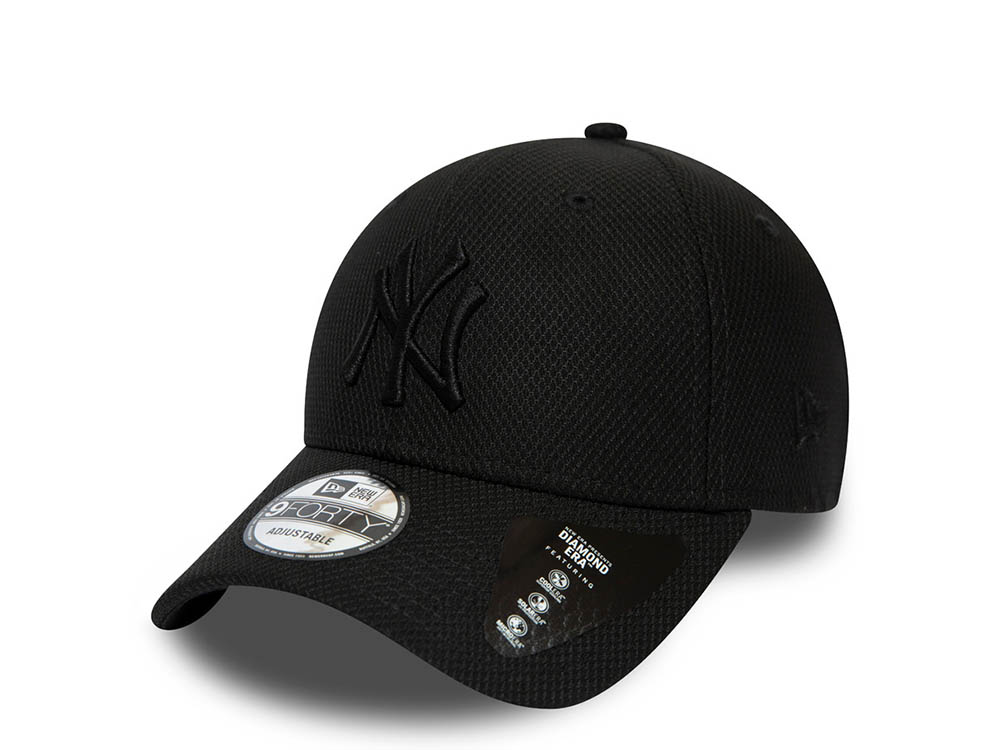 New Era New York Yankees Diamond Era Essential Black 9Forty Strapback Gorra
