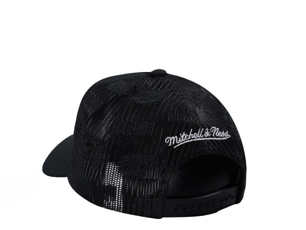 Mitchell & Ness Houston Rockets Black Monogram Trucker Edition Snapback Gorra