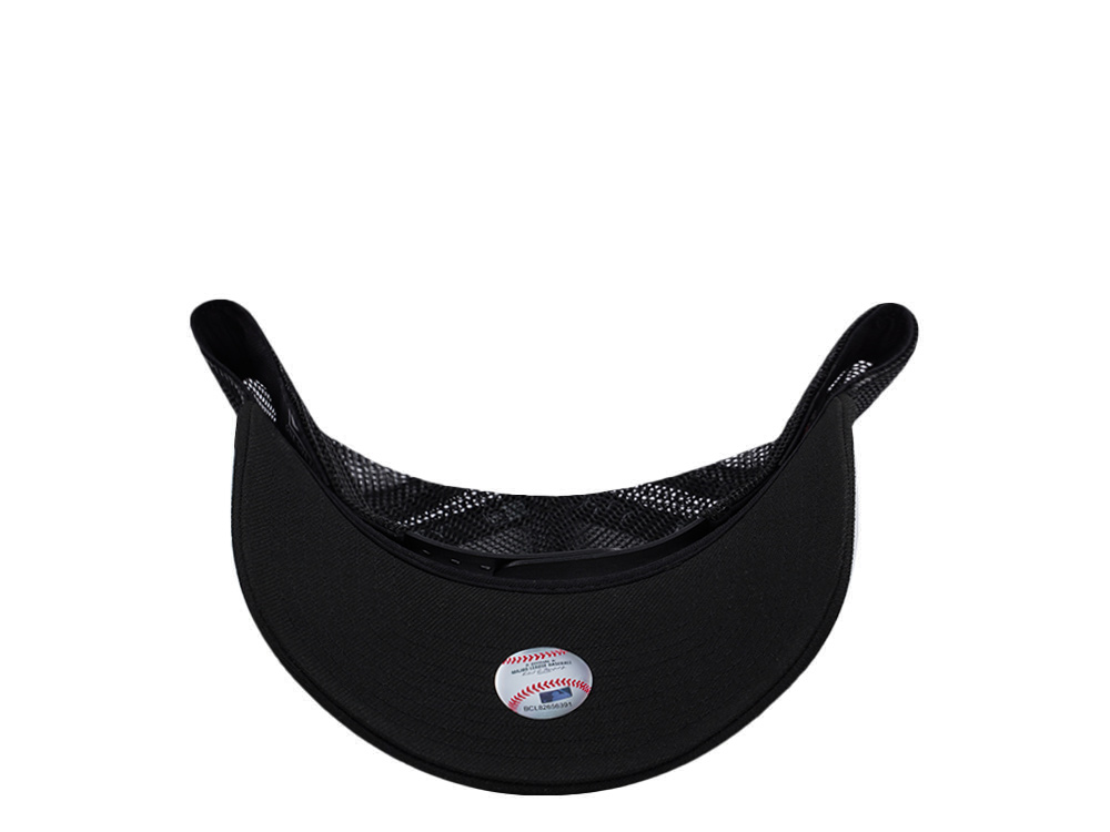 New Era Seattle Mariners Black On Black Edition 9Forty A Frame Trucker Snapback Gorra