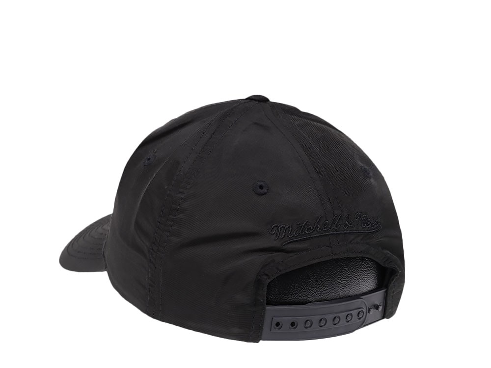 Mitchell & Ness Toronto Raptors Low Pro Original Fit Snapback Gorra