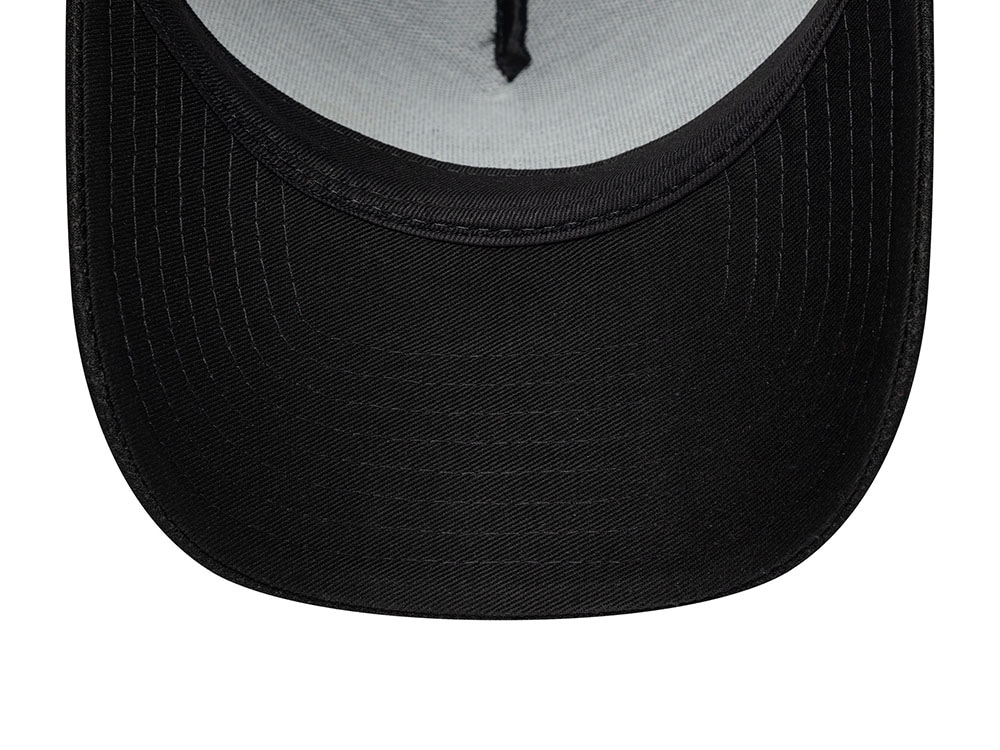New Era Liverpool Fc Iridescent Logo Black Prime Edition 9Forty A Frame Trucker Snapback Gorra